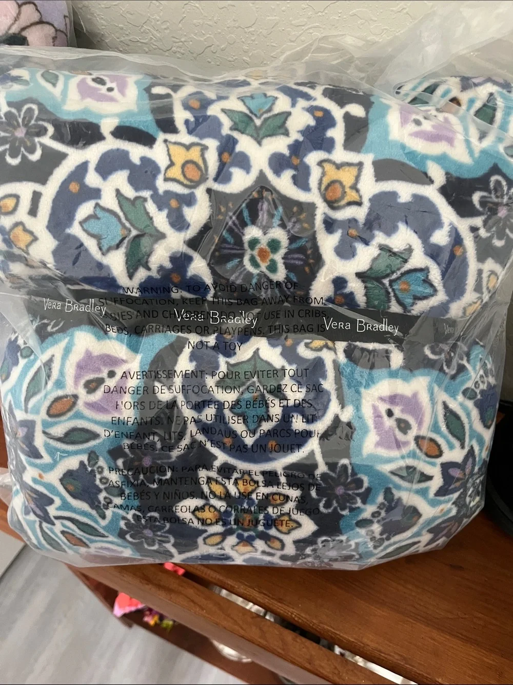 Vera Bradley Throw Blanket 80x50 Libson Medallion Cool NIP European Flare